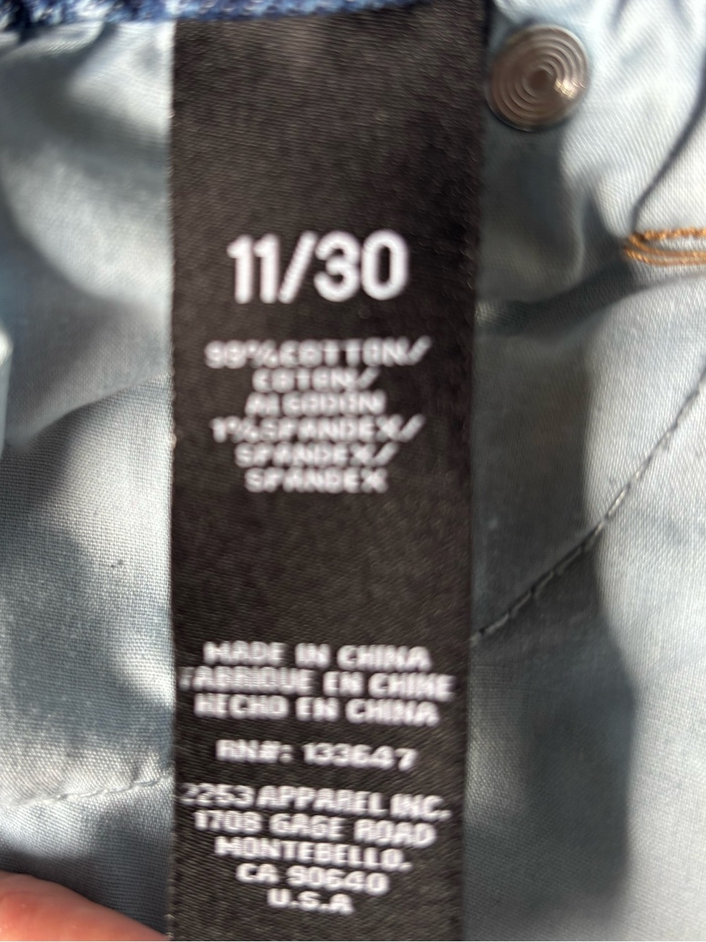 BCBGeneration High Rise Wide Leg Frayed Hem Jeans Size 11/30 - Picture 9 of 9